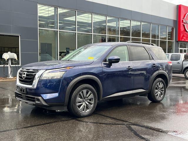 2025 Nissan Pathfinder SV 4WD in Deep Ocean Blue — front three-quarter view