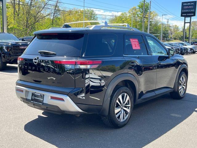 2023 Nissan Pathfinder — detail view